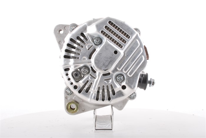 Dynamo 14V 100A