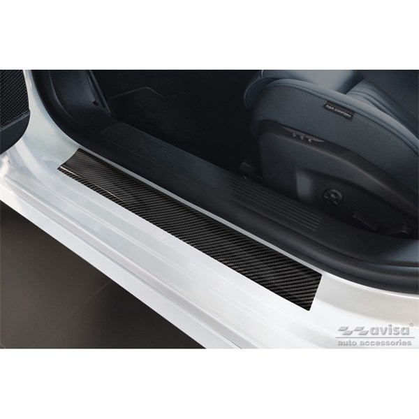 Dør vinduspost beskytter, Kjøretøysiden