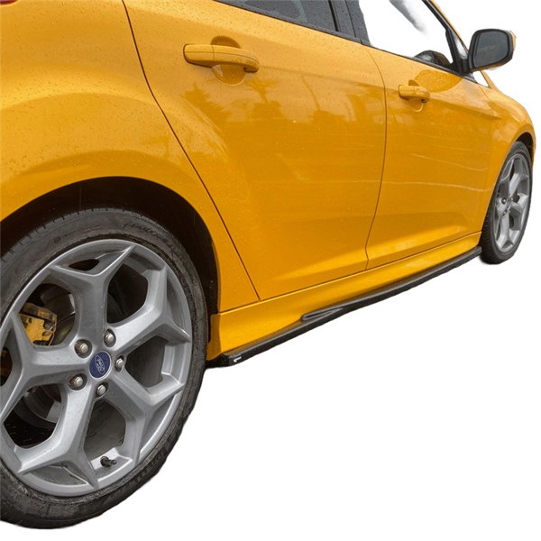 Sideskjørt Ford Focus ST MK3 HB/Kombi 2010-2018 OneWay