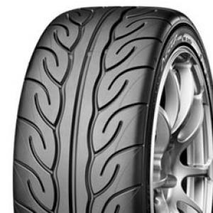 Yokohama ADVAN Neova AD08 - 215/40R17 - Sommerdekk